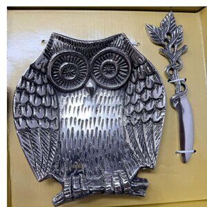 Unused Biltmore Metal Owl Tidbit Server with Matching Spreader